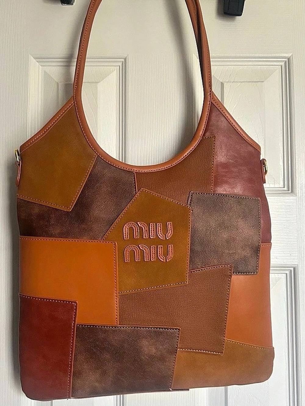 Patchwork Color Block shoulder bag in Brown & camel colors